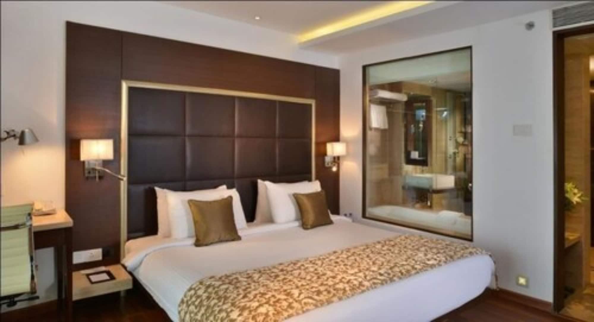 Majestic Court Sarovar Portico Navi Mumbai Exterior foto
